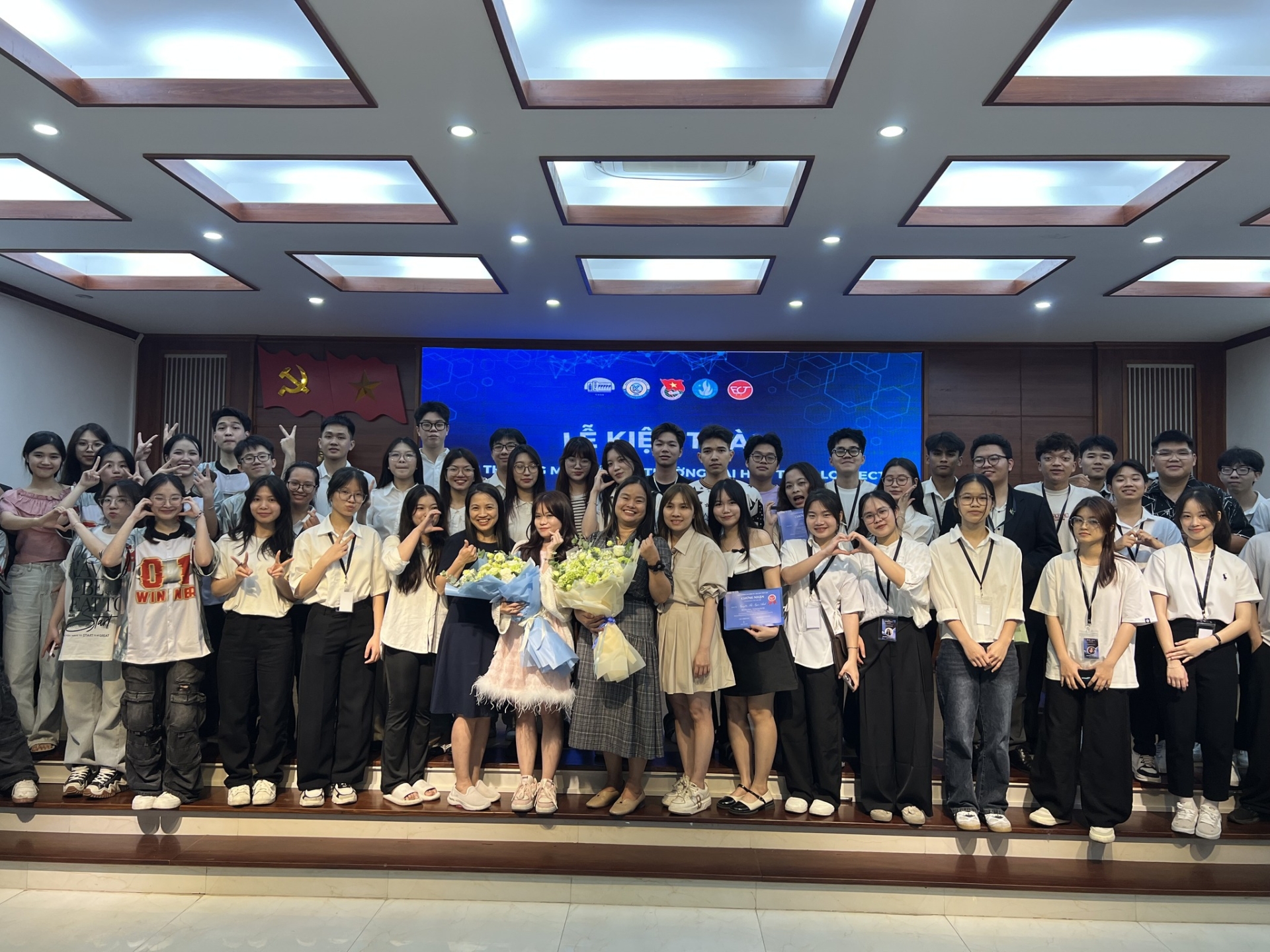 thương mại điện tử 